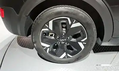 Kia Niro 2023 0.2 гидро в Москве № 2124737, миниатюра 7