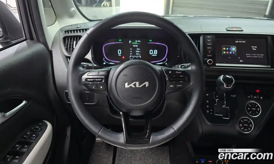 Kia Ray 2023 1.0 гидро в Москве № 2124875, фото 12