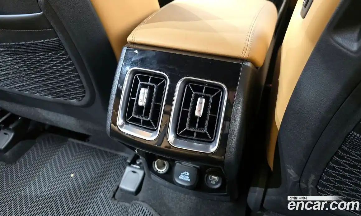 Kia Sorento 2023 2.5 гидро в Москве № 2124890, фото 28