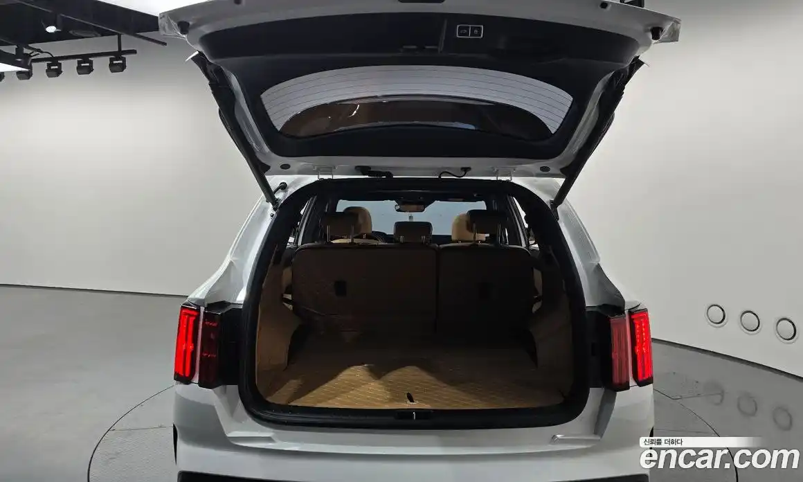 Kia Sorento 2023 2.5 гидро в Москве № 2124890, фото 30