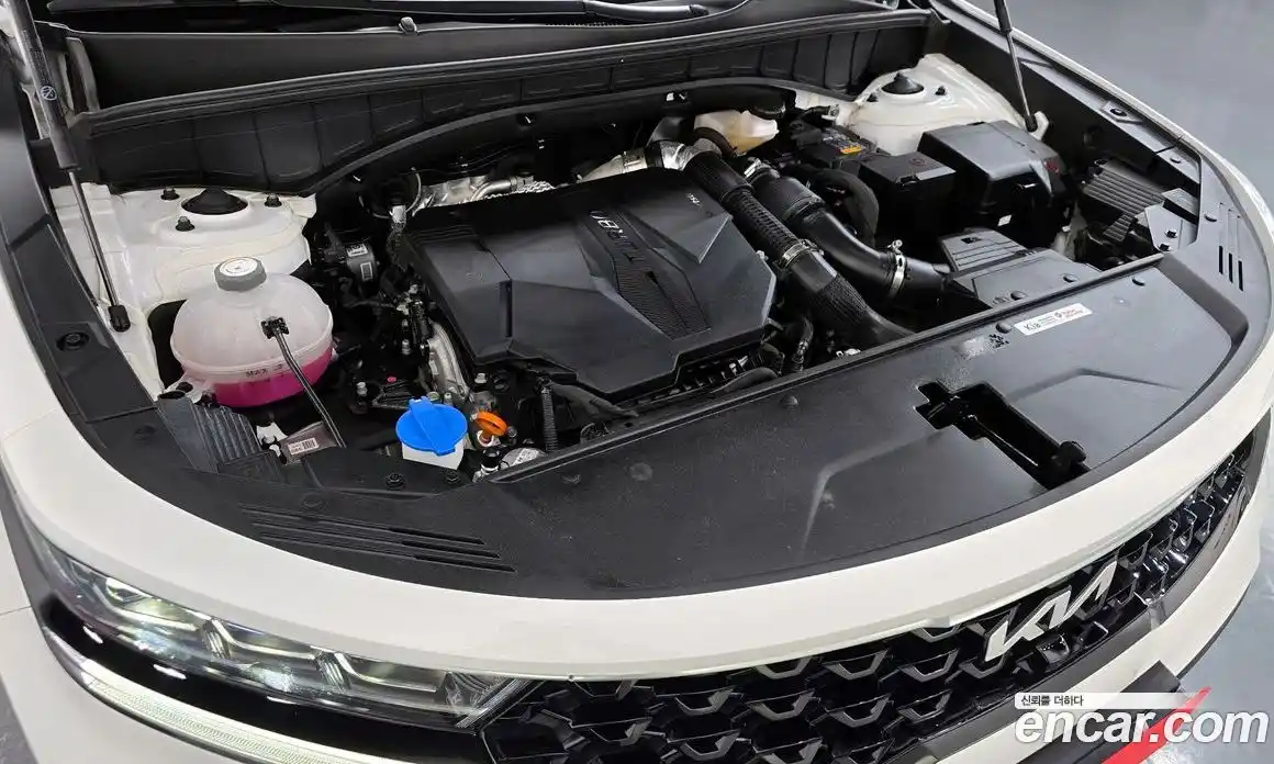 Kia Sorento 2023 2.5 гидро в Москве № 2124890, фото 6