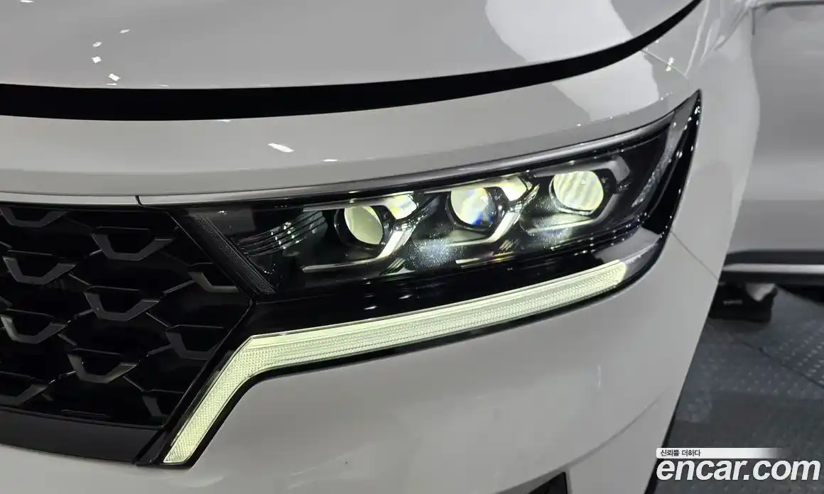 Kia Sorento 2023 2.5 гидро в Москве № 2124890, фото 8
