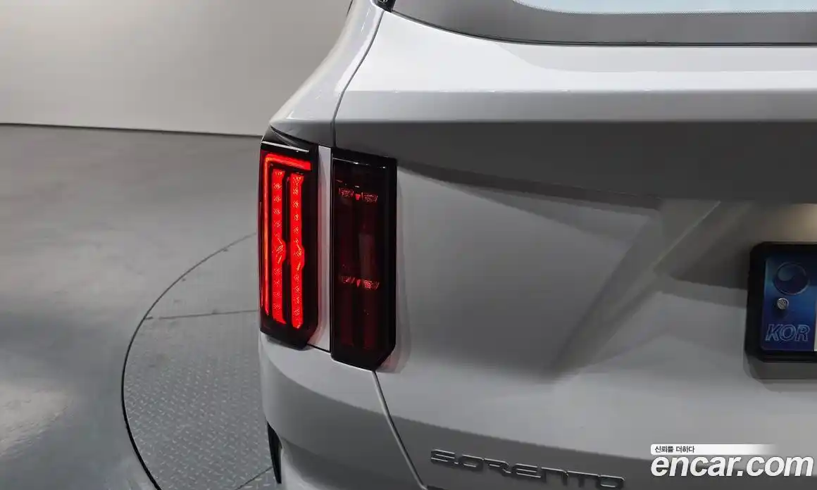 Kia Sorento 2023 2.5 гидро в Москве № 2124890, фото 9