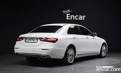 Mercedes-Benz E-Class, 2022