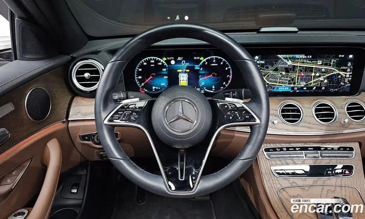 Mercedes-Benz E-Class 2022 2.0 гидро в Москве № 2124966, фото 17
