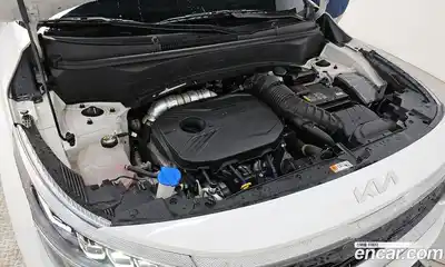 Kia Seltos 2022 1.6 гидро в Москве № 2125291, миниатюра 6