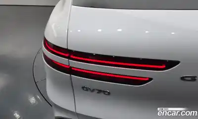 Genesis GV70 2021 2.5 гидро в Москве № 2125510, миниатюра 8