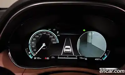 Genesis GV70 2021 2.5 гидро в Москве № 2125510, миниатюра 10