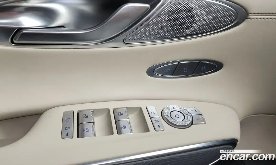 Genesis GV70 2021 2.5 гидро в Москве № 2125572, фото 30