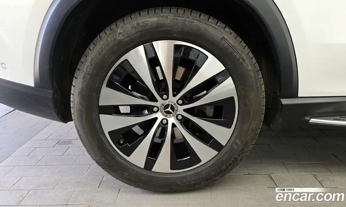 Mercedes-Benz GLE-Class 2024 2.0 гидро в Москве № 2126057, фото 5