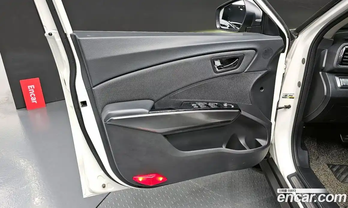 SsangYong TIBOLI 2019 1.5 гидро в Москве № 2126067, фото 13