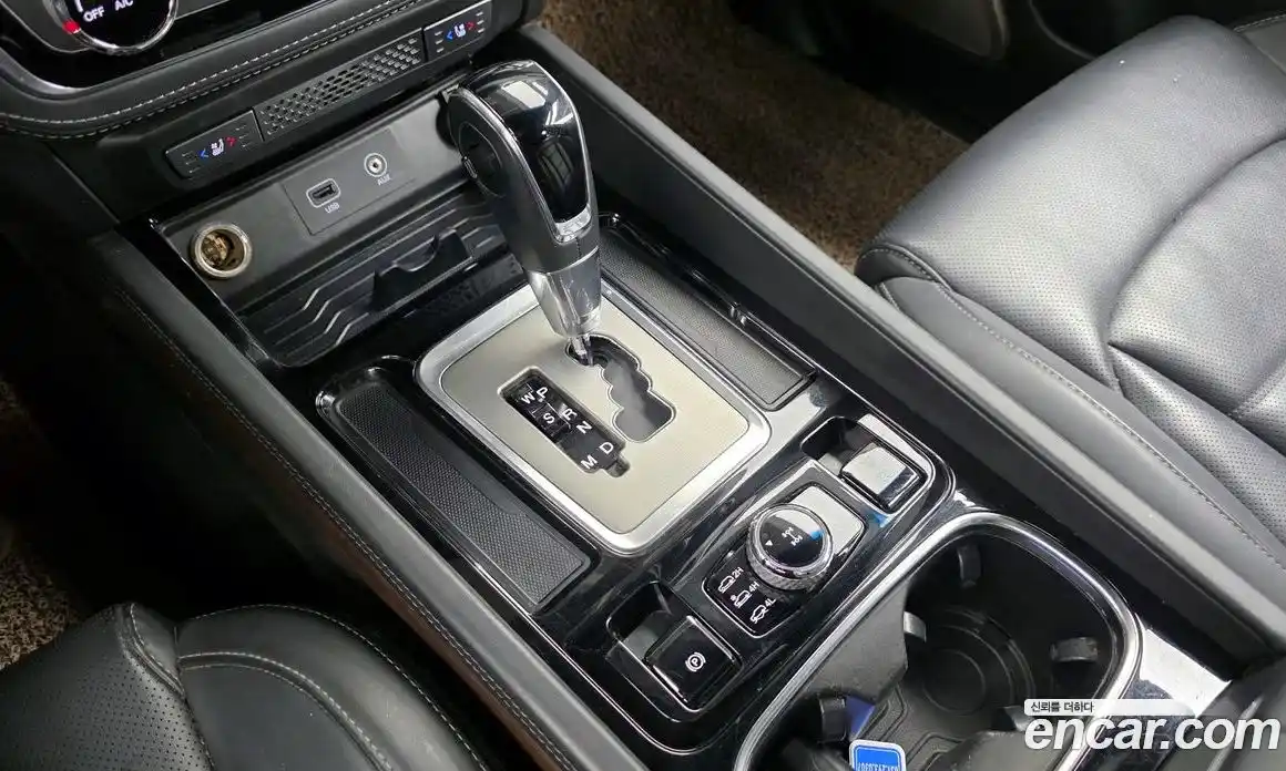 SsangYong Rexton 2018 2.2 гидро в Москве № 2126332, фото 12