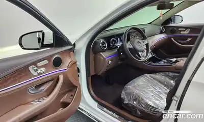 Mercedes-Benz E-Class 2016 2.0 гидро в Москве № 2126937, миниатюра 10