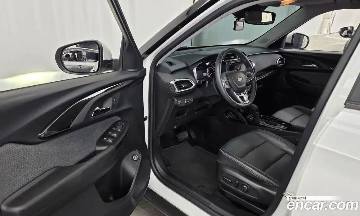 Chevrolet TrailBlazer 2020 1.3 гидро в Москве № 2127430, фото 13