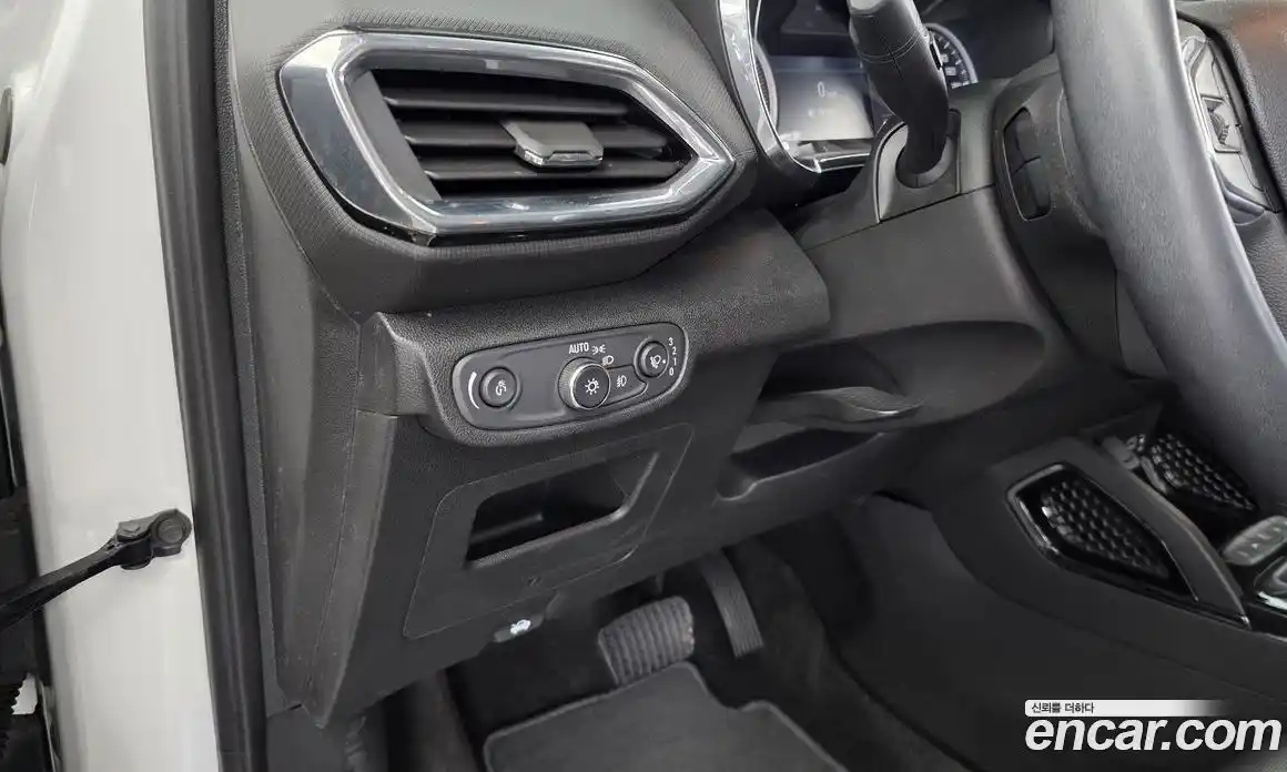 Chevrolet TrailBlazer 2020 1.3 гидро в Москве № 2127430, фото 23