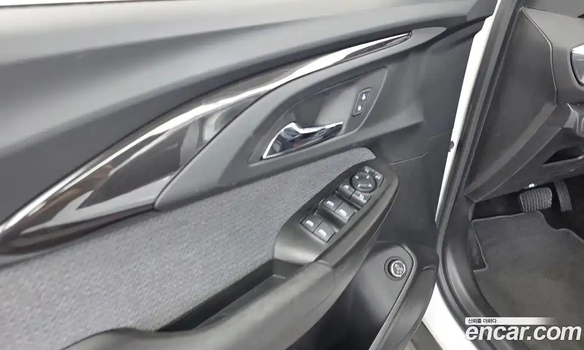 Chevrolet TrailBlazer 2020 1.3 гидро в Москве № 2127430, фото 30