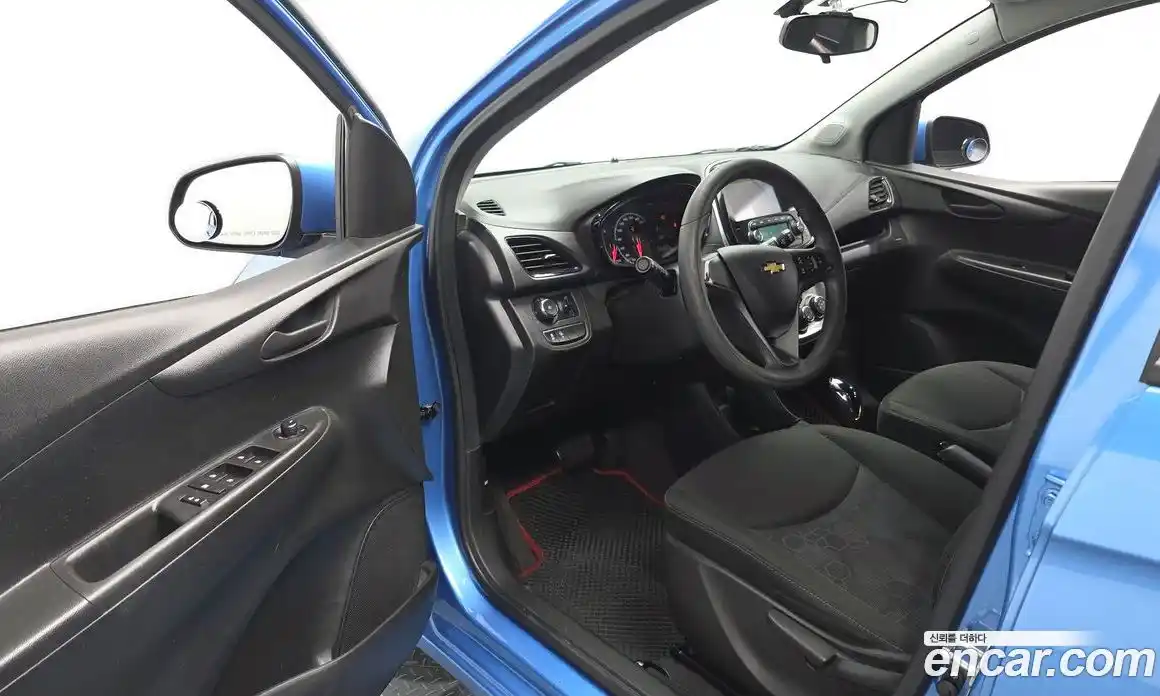 Chevrolet Spark 2016 1.0 гидро в Москве, фото 13
