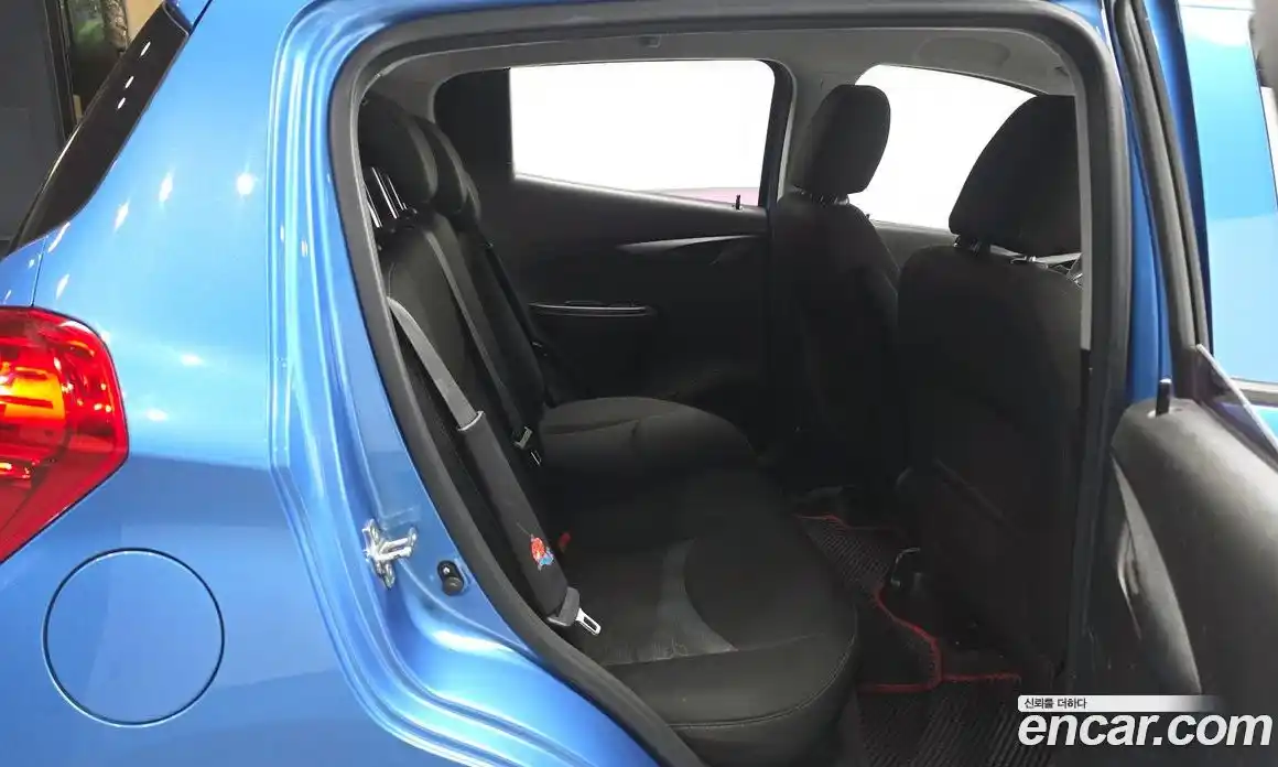 Chevrolet Spark 2016 1.0 гидро в Москве, фото 18