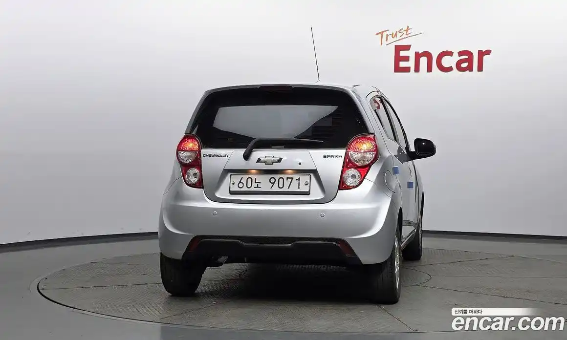Chevrolet Spark 2014 1.0 гидро в Москве № 2128154, фото 4
