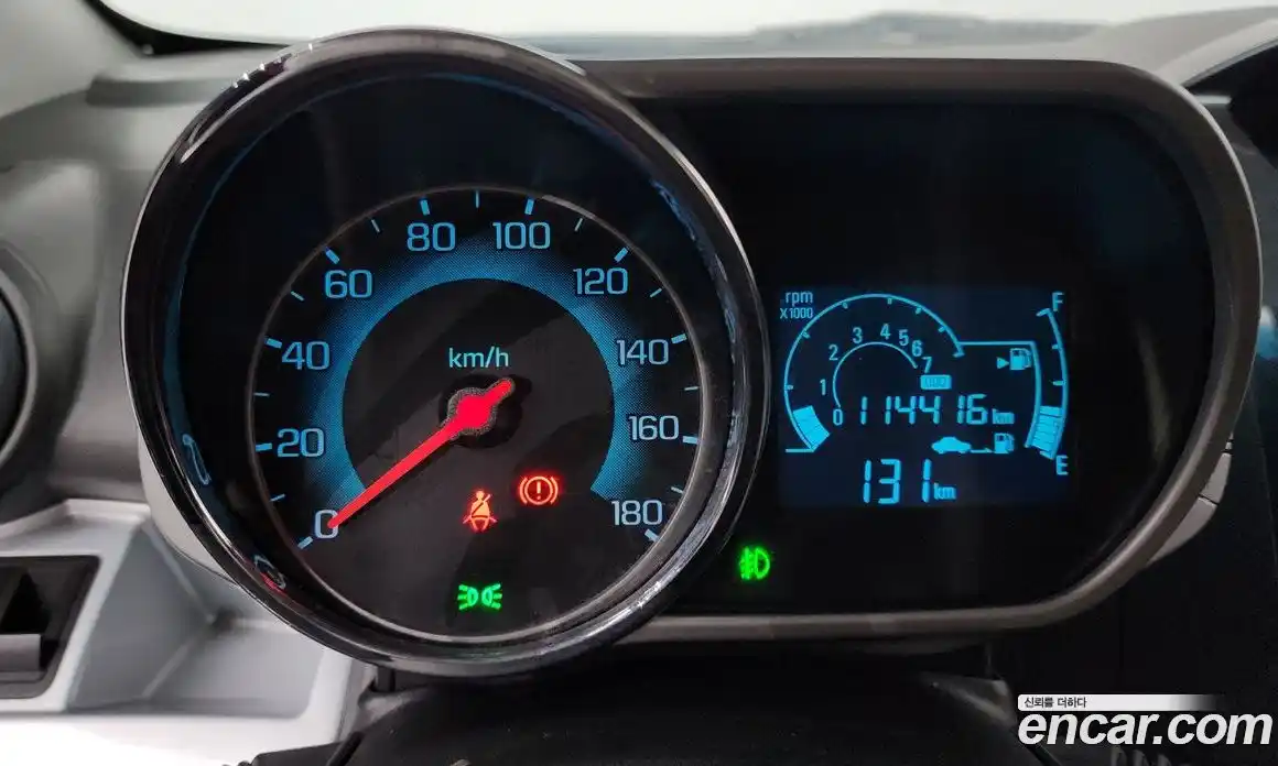 Chevrolet Spark 2014 1.0 гидро в Москве № 2128154, фото 8
