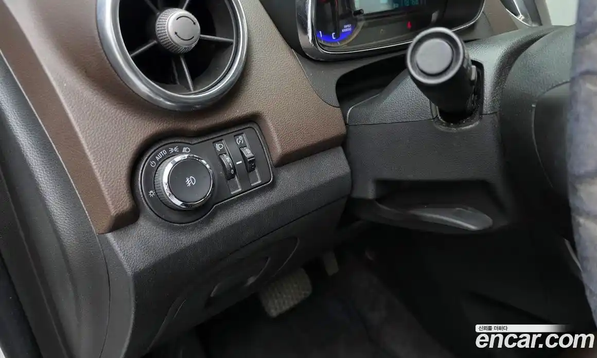 Chevrolet Trax 2013 1.4 гидро в Москве № 2128189, фото 24