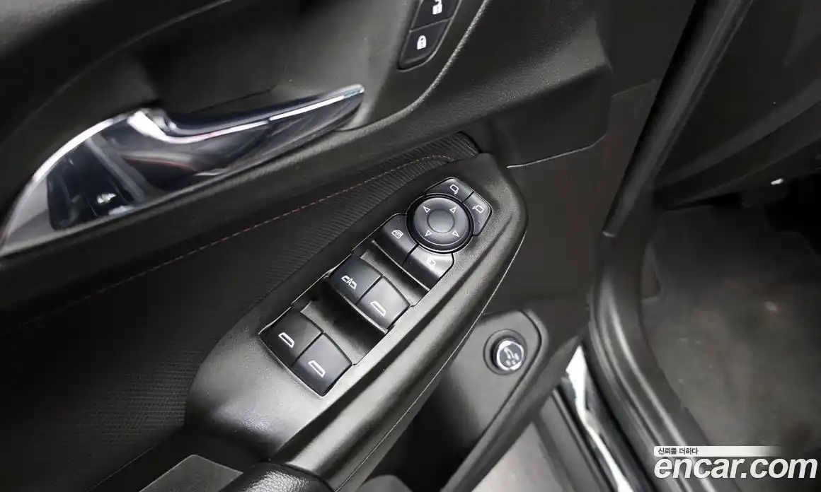 Chevrolet TrailBlazer 2022 1.3 гидро в Москве № 2128243, фото 13