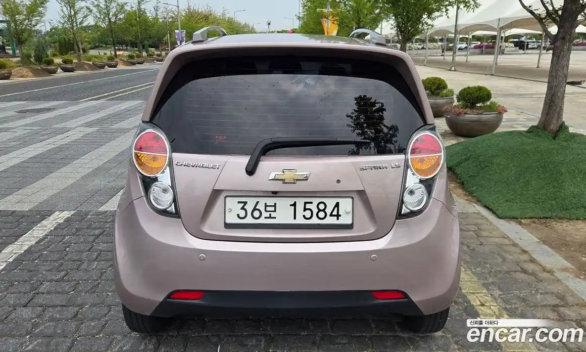 Chevrolet Spark 2011 1.0 гидро в Москве № 2128699, фото 6