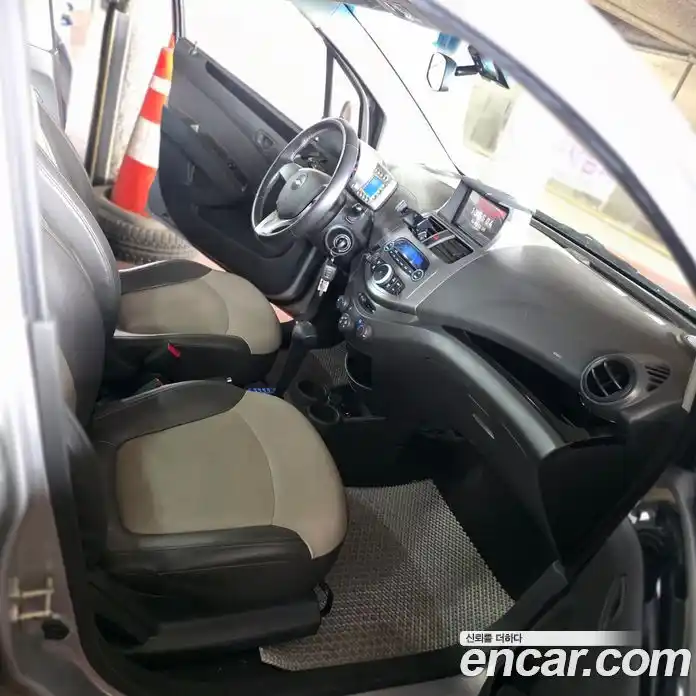 Chevrolet Spark 2012 1.0 гидро в Москве № 2128707, фото 14
