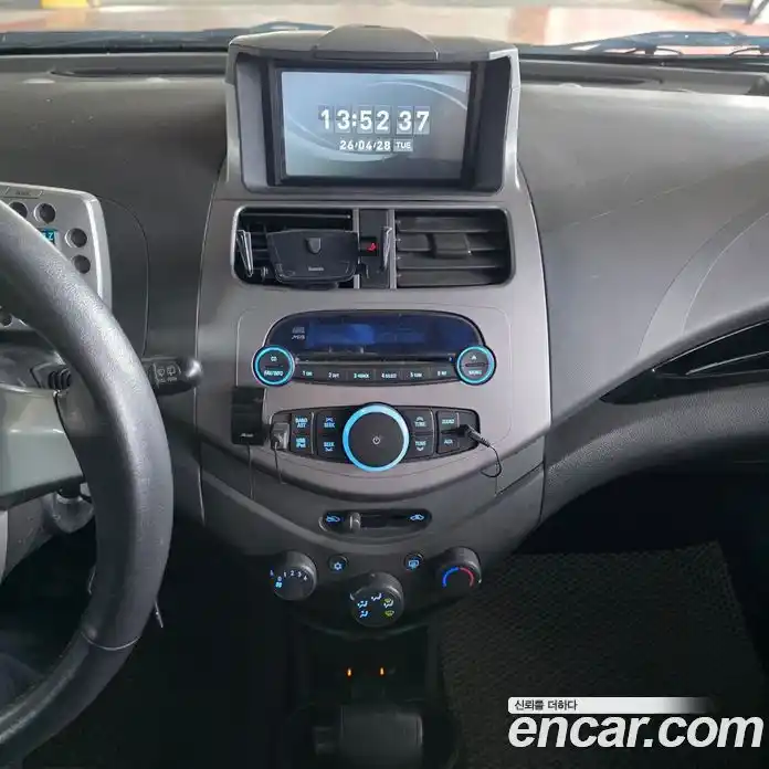 Chevrolet Spark 2012 1.0 гидро в Москве № 2128707, фото 10