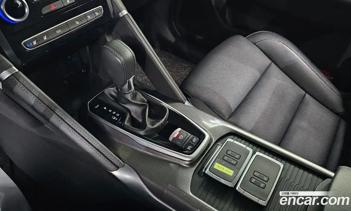 Renault QM6 2020 2.0 гидро в Москве № 2128828, фото 9