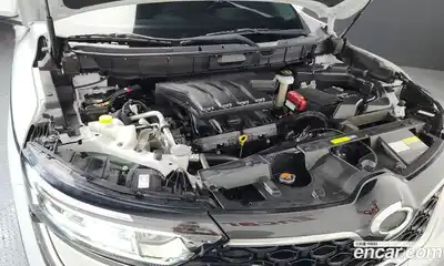 Renault QM6 2022 2.0 гидро в Москве № 2128895, миниатюра 5