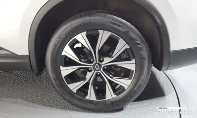 Renault QM6 2022 2.0 гидро в Москве № 2128895, миниатюра 6