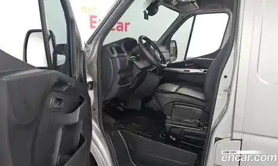 Renault Master 2021 2.3 механика в Москве № 2128904, миниатюра 10