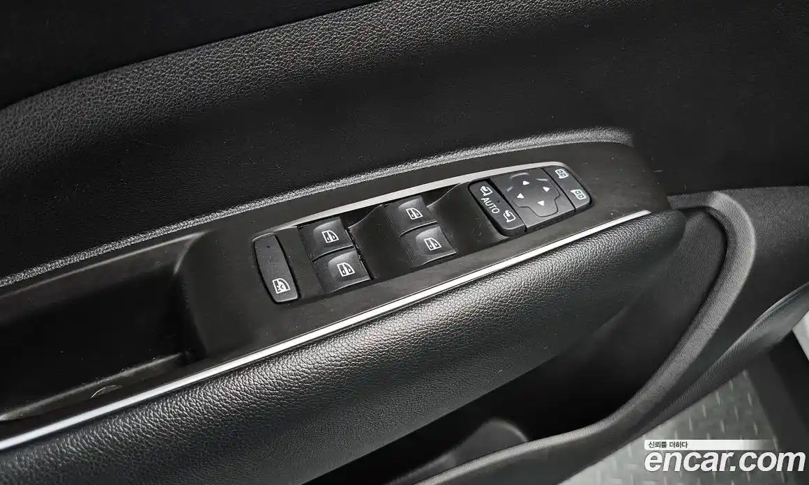 Renault QM6 2022 2.0 гидро в Москве № 2128916, фото 17