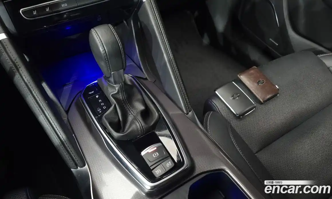 Renault QM6 2018 2.0 гидро в Москве № 2128988, фото 12
