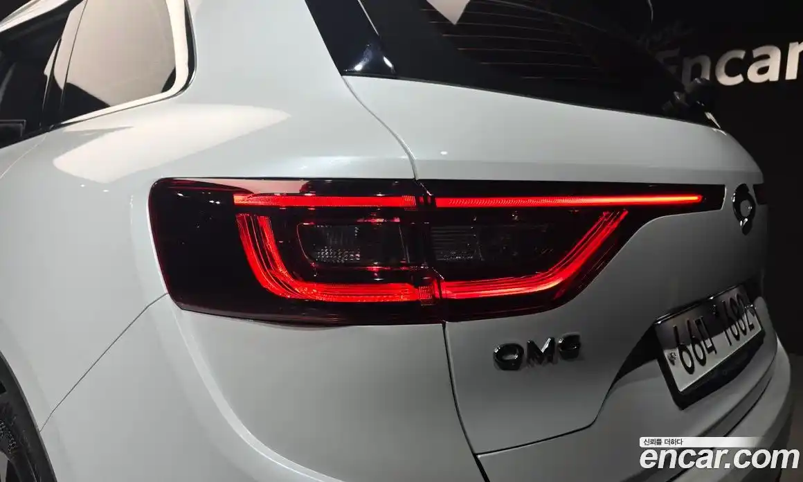 Renault QM6 2018 2.0 гидро в Москве № 2128988, фото 9