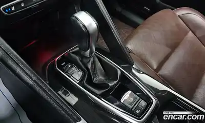 Renault QM6 2018 2.0 гидро в Москве № 2129074, миниатюра 9