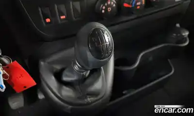 Renault Master 2019 2.3 механика в Москве № 2129075, миниатюра 9