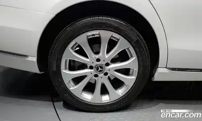 Mercedes-Benz E-Class 2018 2.0 гидро в Москве № 2129275, миниатюра 5