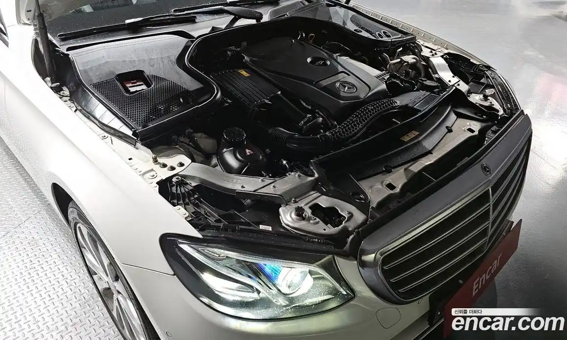 Mercedes-Benz E-Class 2018 2.0 гидро в Москве № 2129275, фото 6