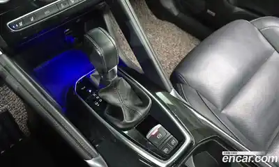 Renault QM6 2018 2.0 гидро в Москве № 2129301, миниатюра 9