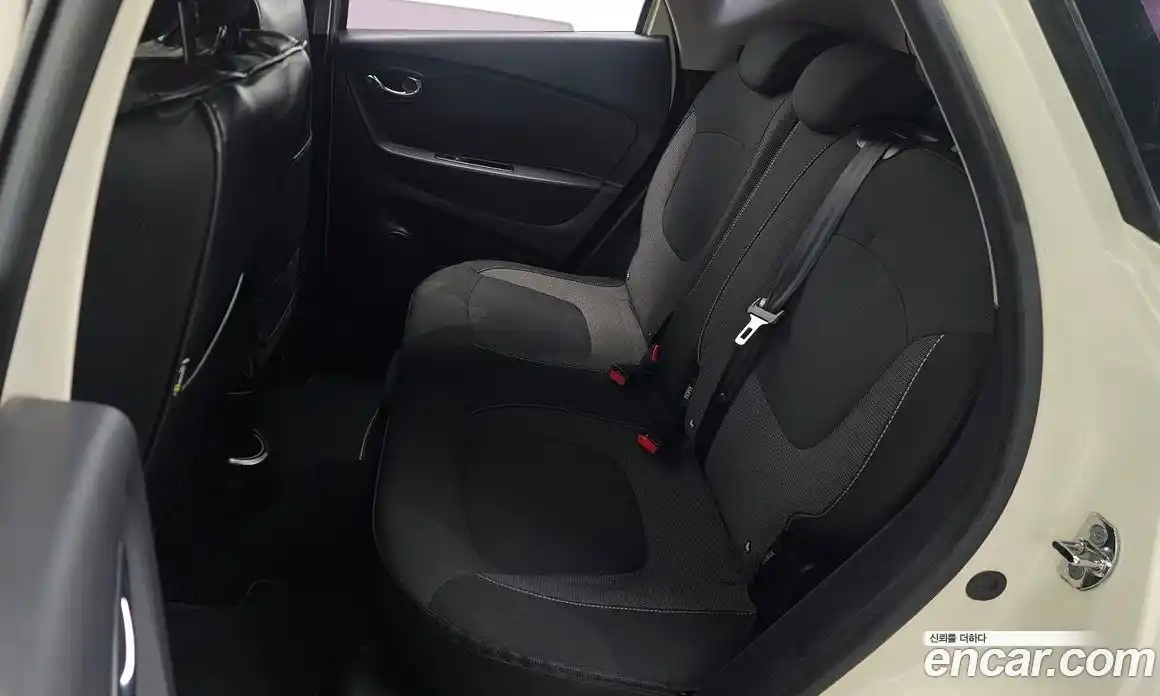Renault QM3 2015 1.5 гидро в Москве № 2129336, фото 11