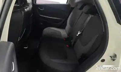 Renault QM3 2015 1.5 гидро в Москве № 2129336, миниатюра 11