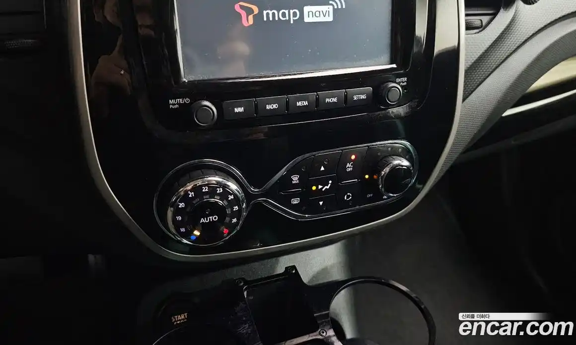 Renault QM3 2015 1.5 гидро в Москве № 2129336, фото 17