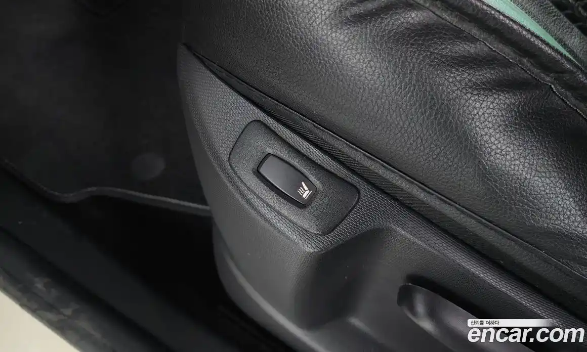 Renault QM3 2015 1.5 гидро в Москве № 2129336, фото 20