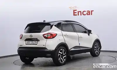 Renault QM3 2015 1.5 гидро в Москве № 2129336, миниатюра 2