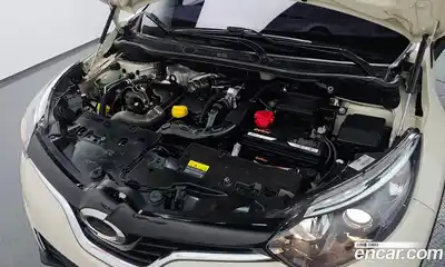 Renault QM3 2015 1.5 гидро в Москве № 2129336, миниатюра 6