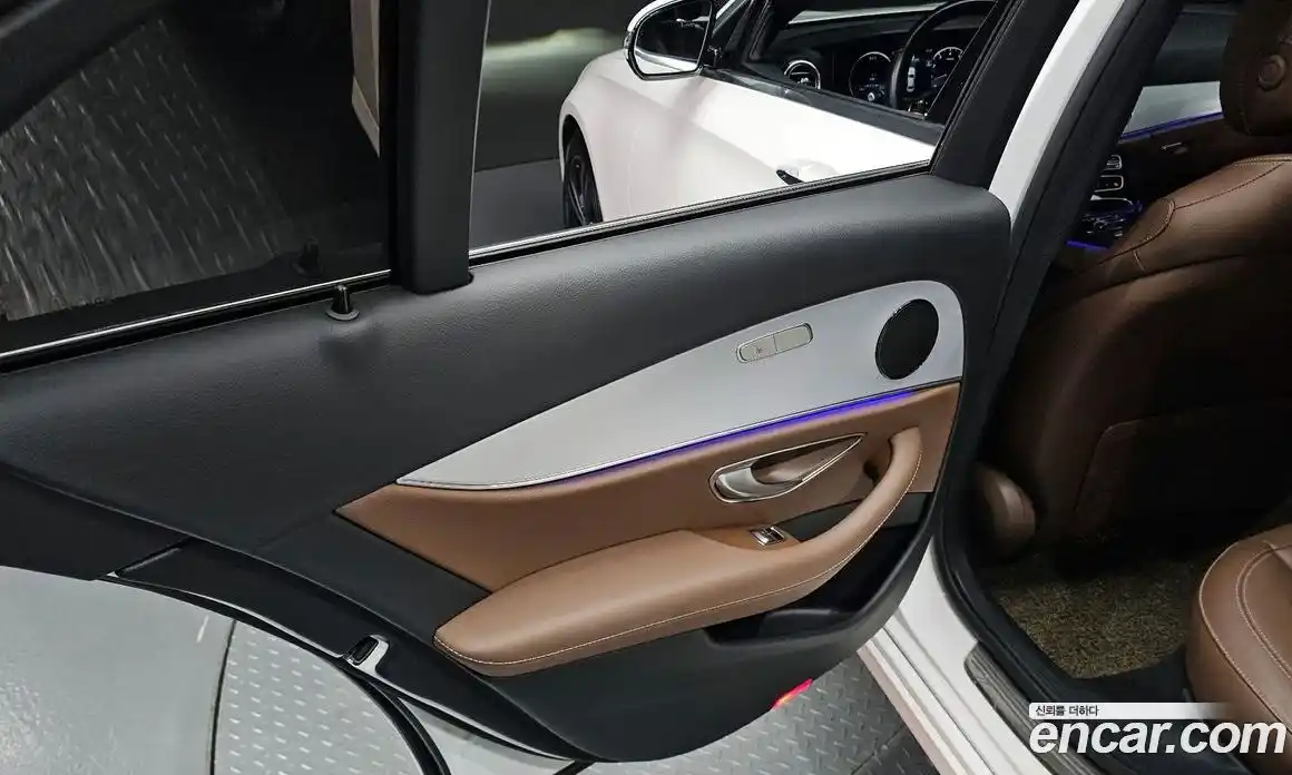 Mercedes-Benz E-Class 2020 2.0 гидро в Москве № 2129426, фото 14