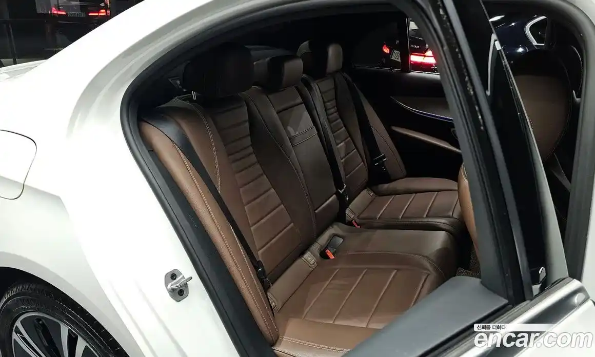 Mercedes-Benz E-Class 2020 2.0 гидро в Москве № 2129426, фото 15