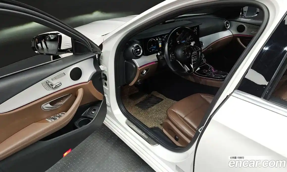 Mercedes-Benz E-Class 2020 2.0 гидро в Москве № 2129426, фото 16